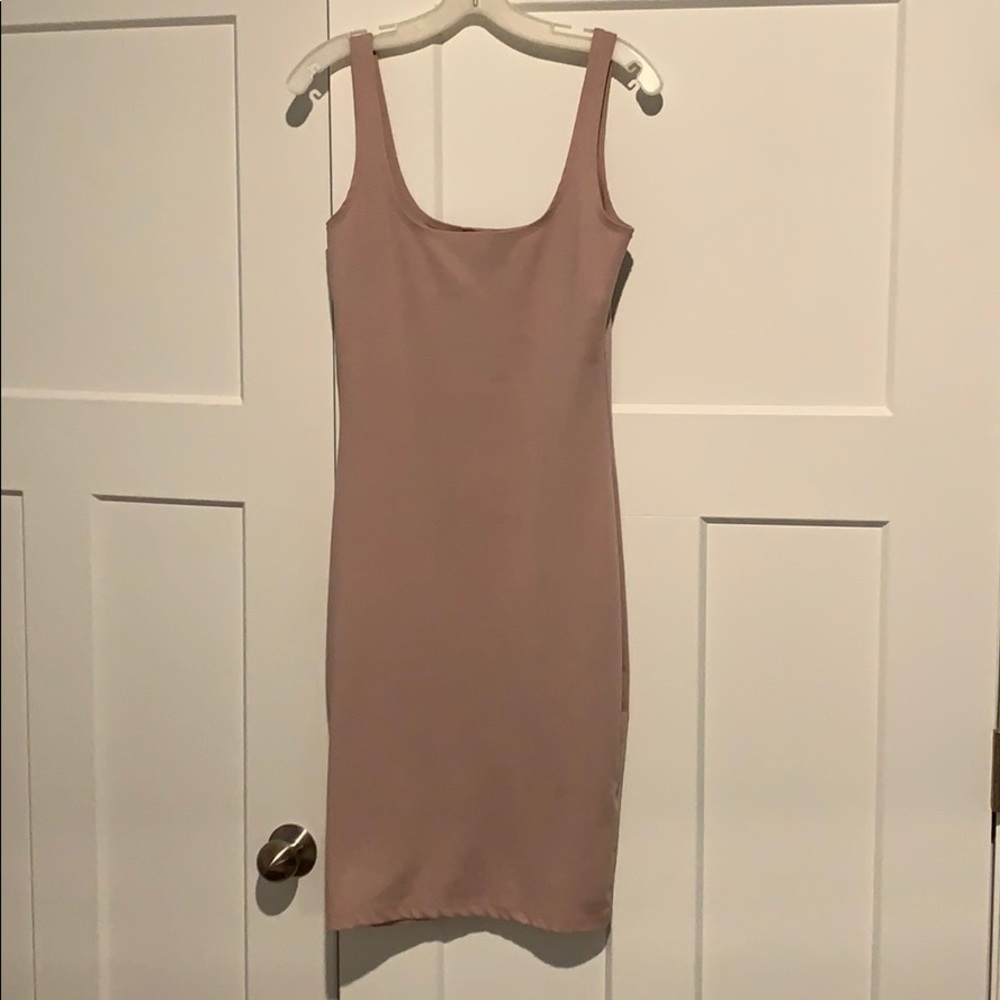 Cotton on slimming dress